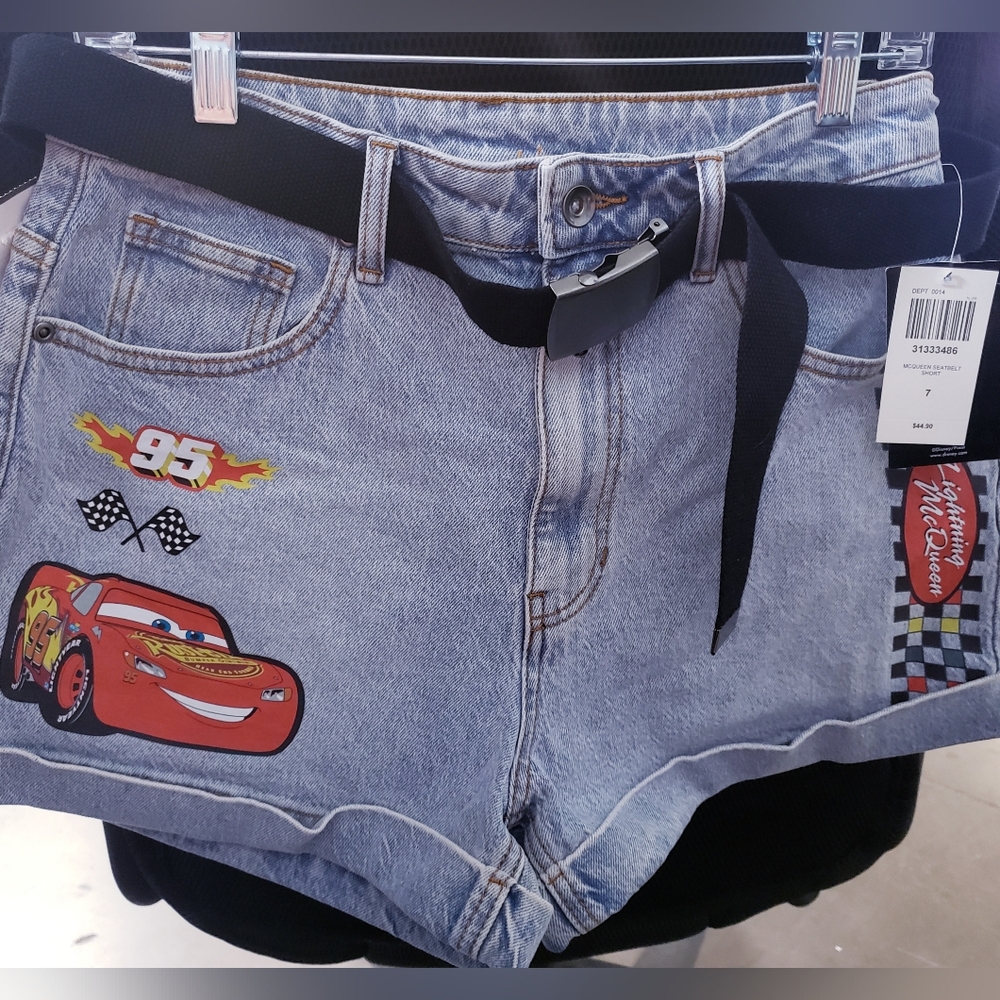 Disney Pixar Jean Shorts Womens Size 7 NWT
